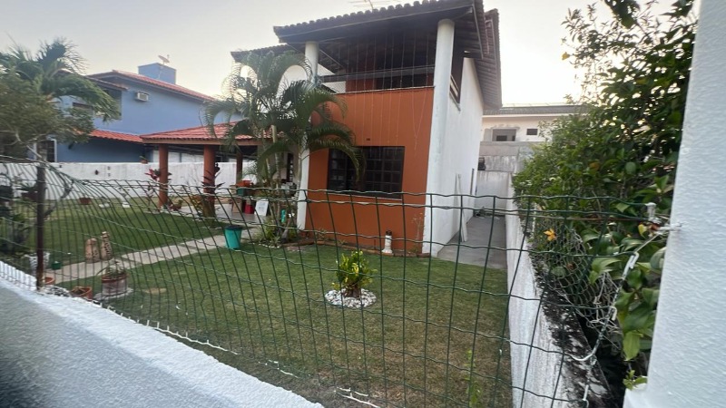 Casa à venda com 4 quartos - Foto 1