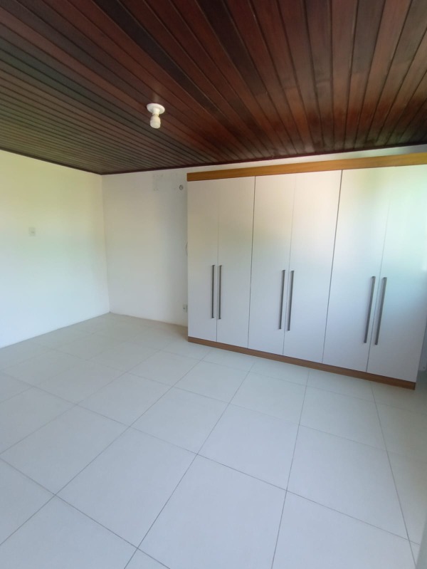 Apartamento para alugar com 3 quartos, 120m² - Foto 16