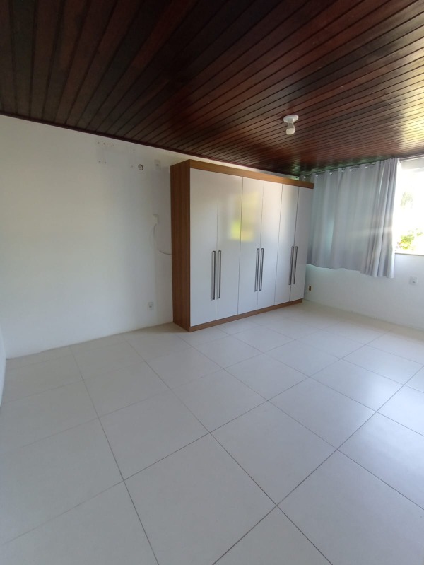 Apartamento para alugar com 3 quartos, 120m² - Foto 15