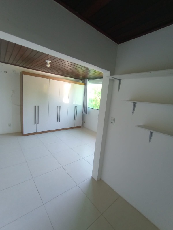 Apartamento para alugar com 3 quartos, 120m² - Foto 17