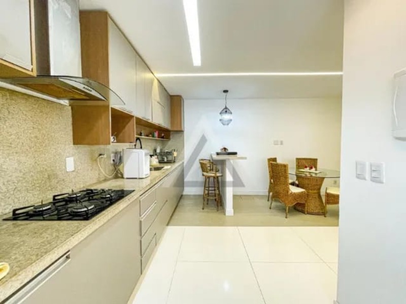 Casa para alugar com 4 quartos, 80m² - Foto 5