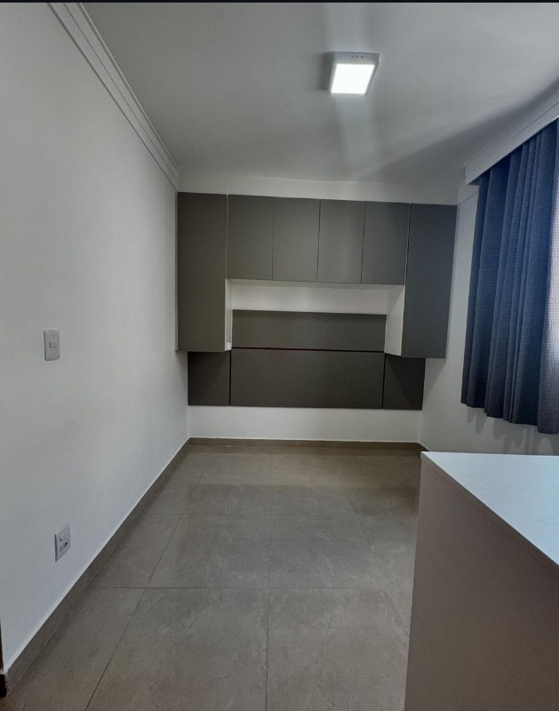 Apartamento para alugar com 2 quartos, 57m² - Foto 5