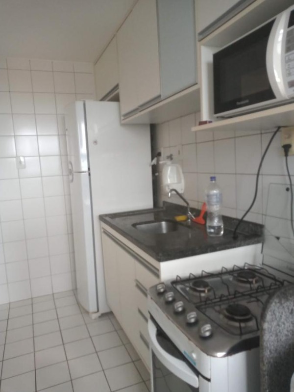 Apartamento para alugar com 1 quarto, 48m² - Foto 11