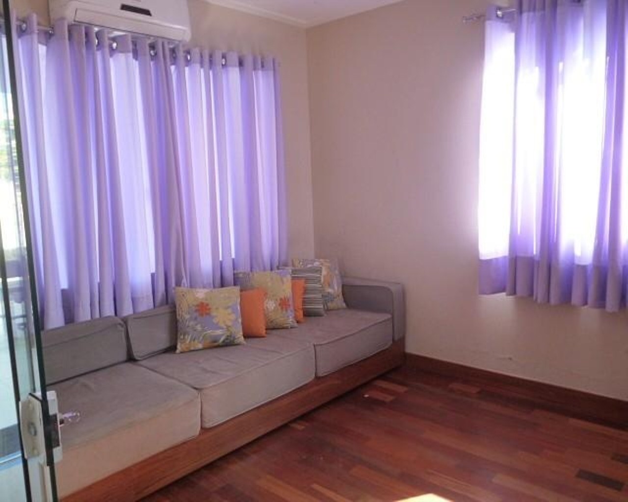 Casa para alugar com 4 quartos, 290m² - Foto 15