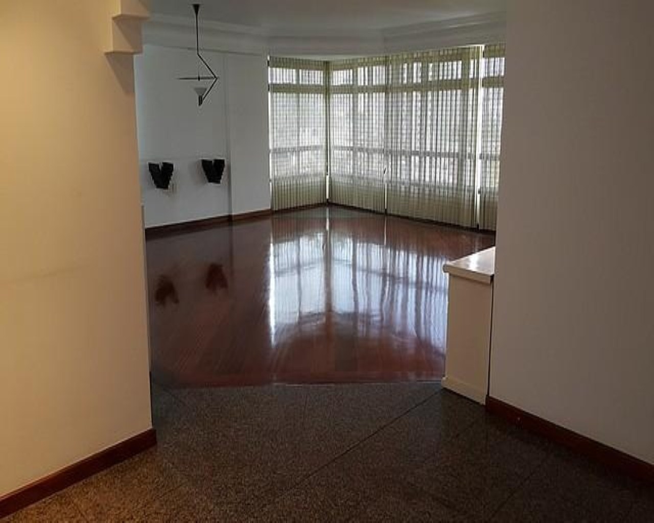 Apartamento à venda com 4 quartos, 300m² - Foto 2