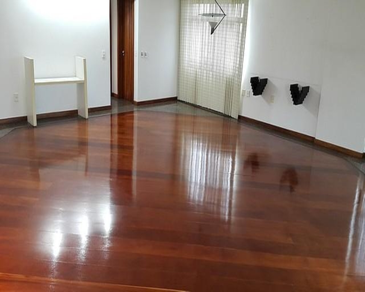 Apartamento à venda com 4 quartos, 300m² - Foto 3