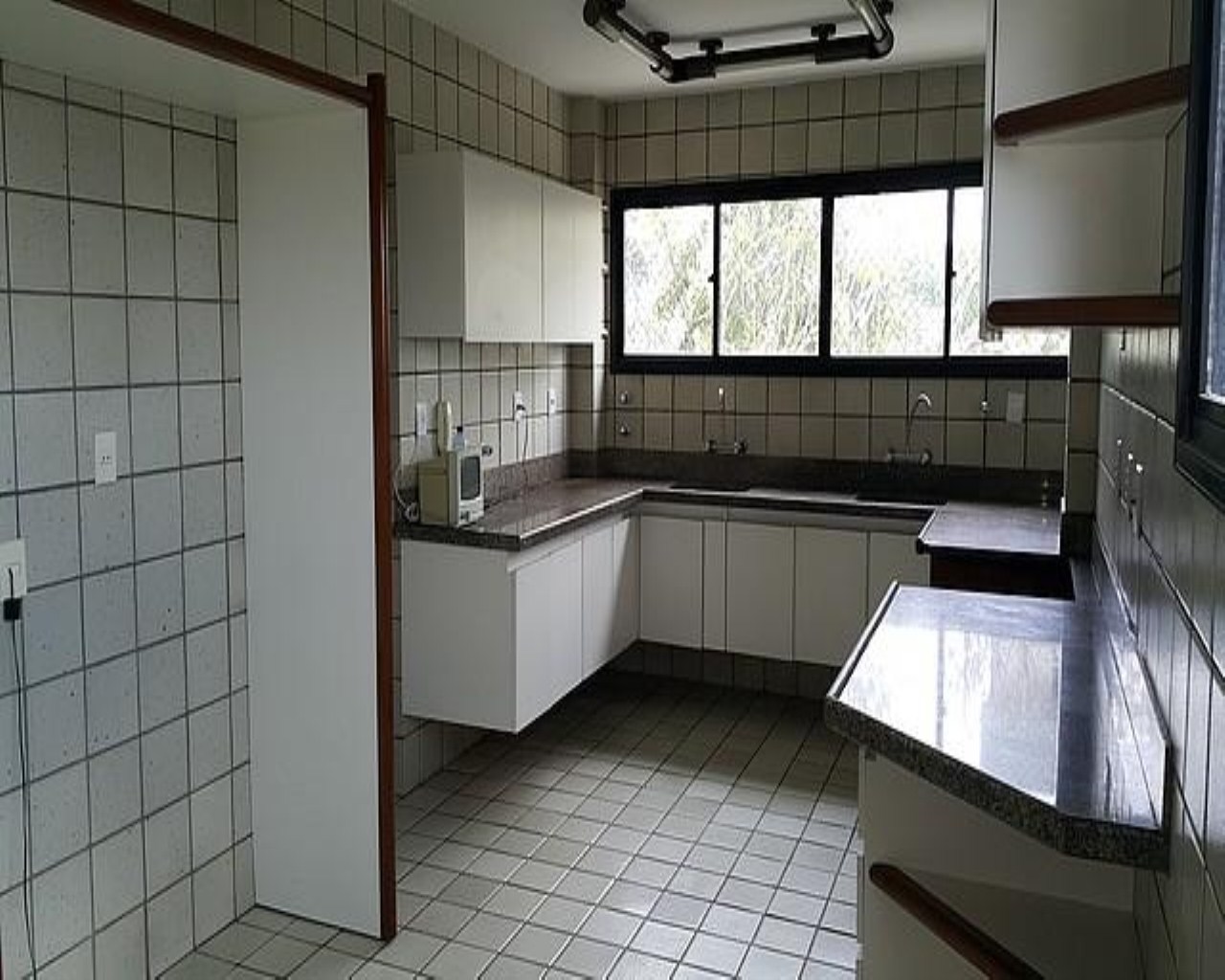 Apartamento à venda com 4 quartos, 300m² - Foto 7