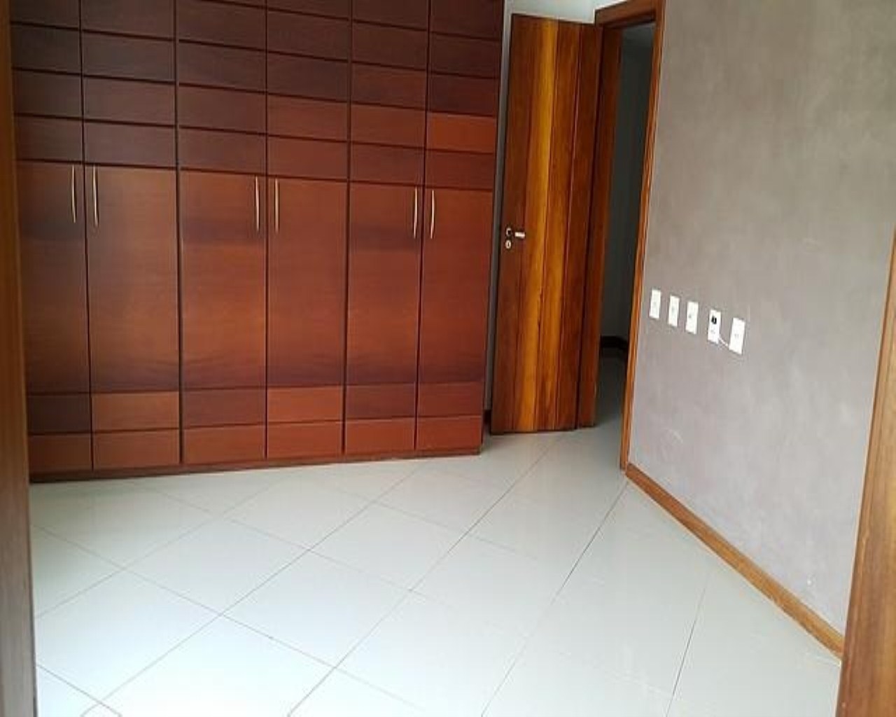 Apartamento à venda com 4 quartos, 300m² - Foto 12