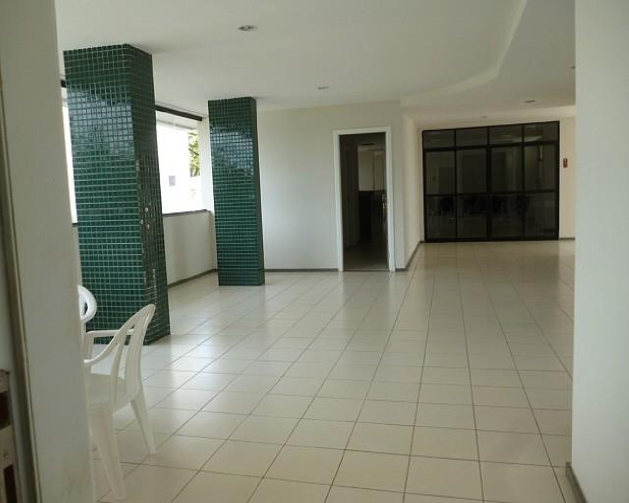 Apartamento para alugar com 1 quarto, 48m² - Foto 18