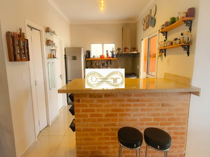 Casa à venda com 3 quartos, 170m² - Foto 4