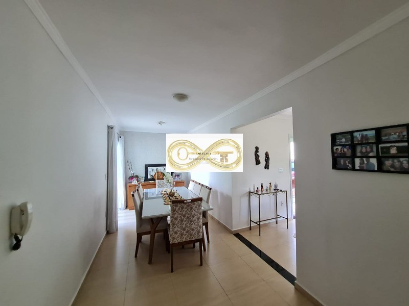 Casa à venda com 3 quartos, 177m² - Foto 13