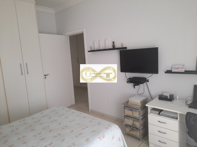 Casa à venda com 2 quartos, 180m² - Foto 13