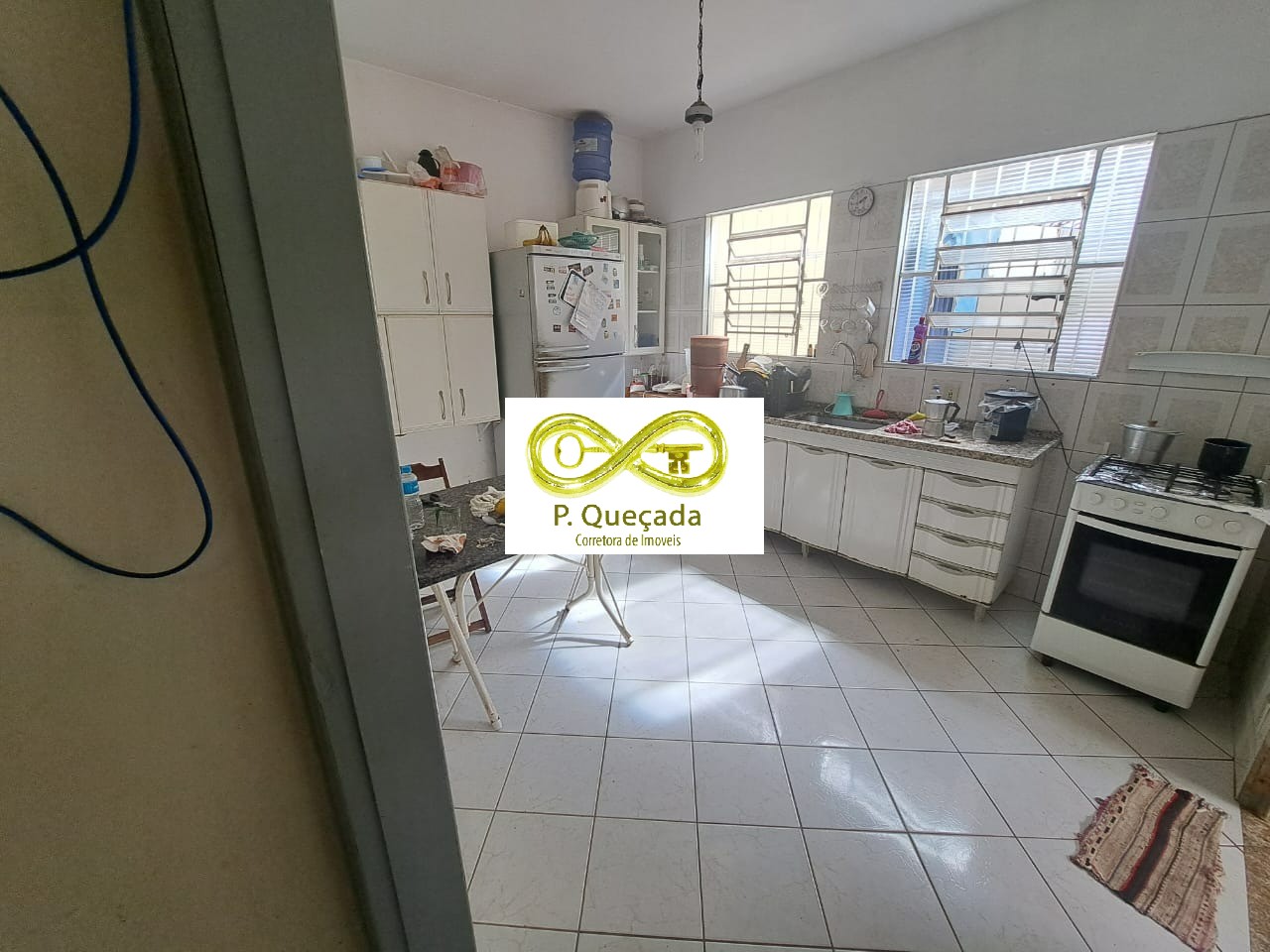 Casa à venda com 3 quartos, 151m² - Foto 3