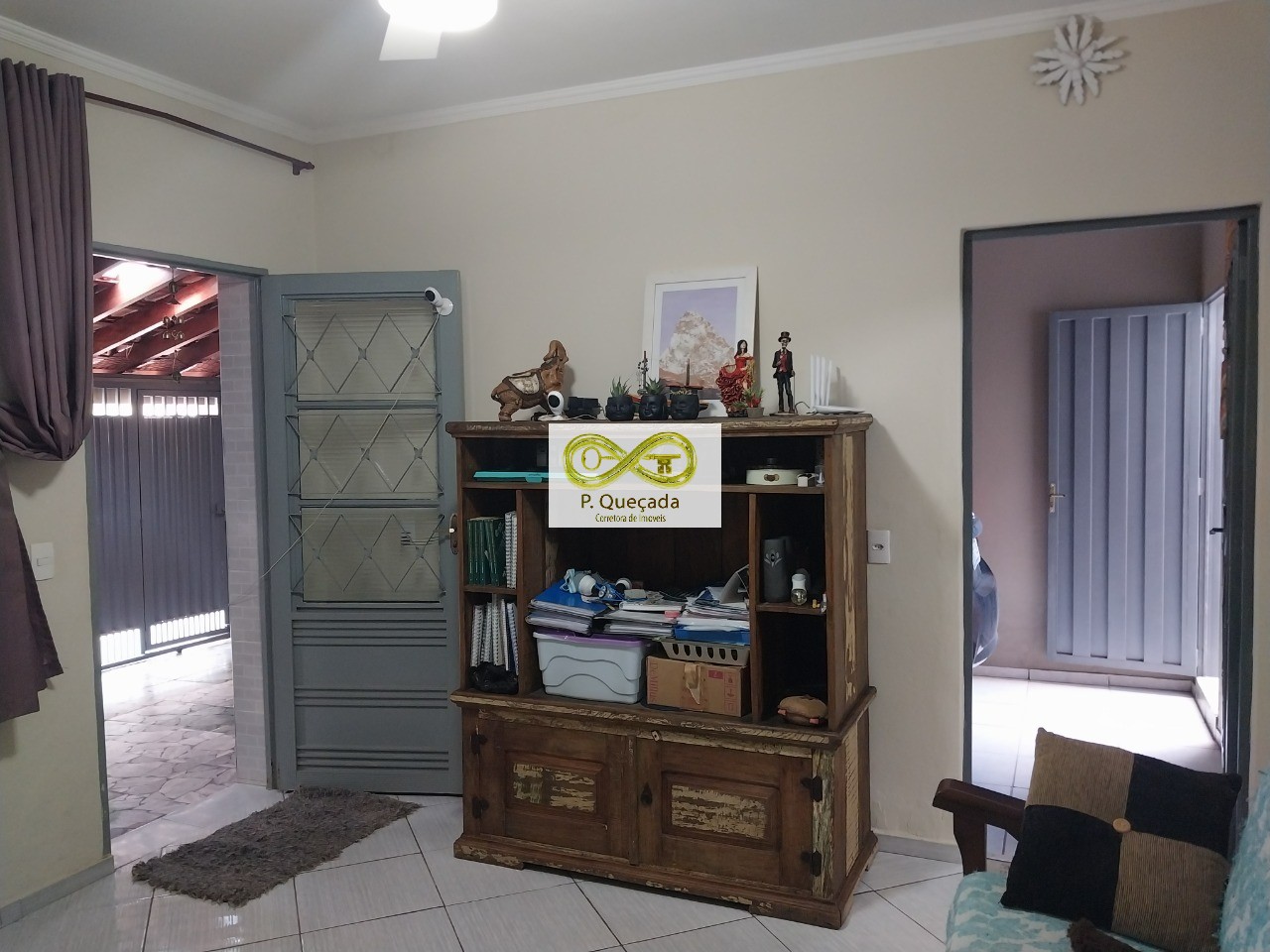 Casa à venda com 3 quartos, 120m² - Foto 1