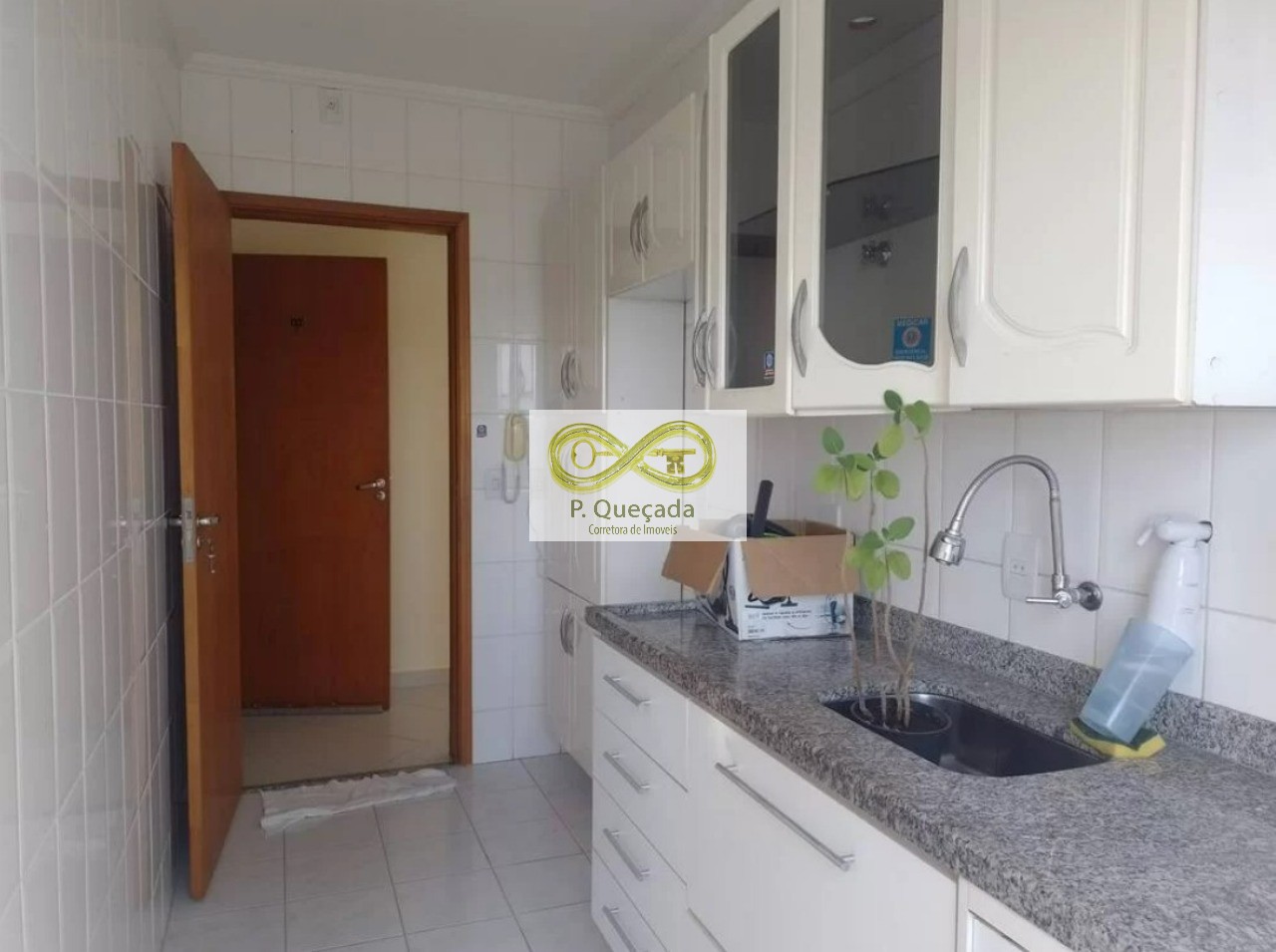 Apartamento à venda com 2 quartos, 65m² - Foto 8