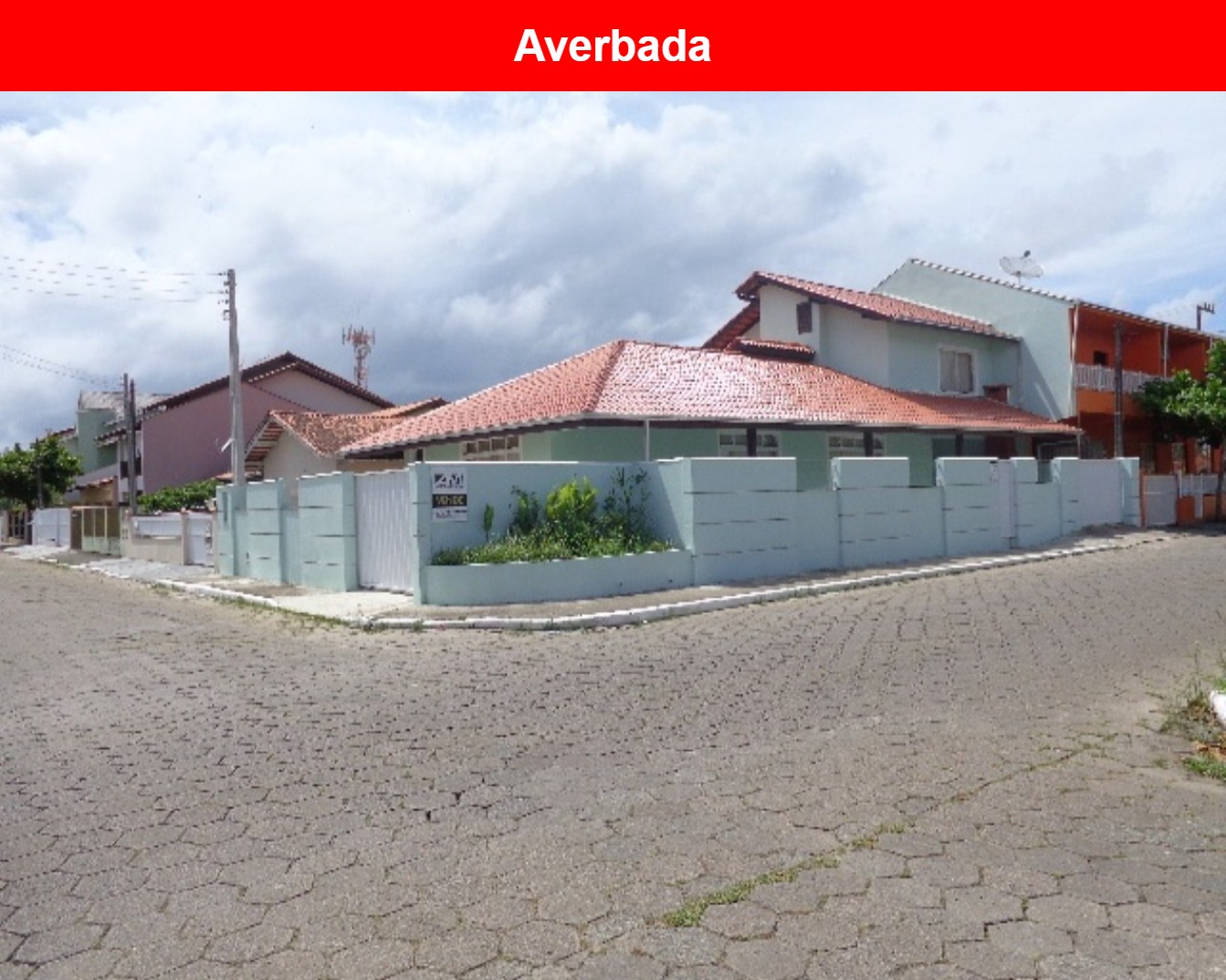 Casa à venda e aluguel com 4 quartos, 180m² - Foto 2