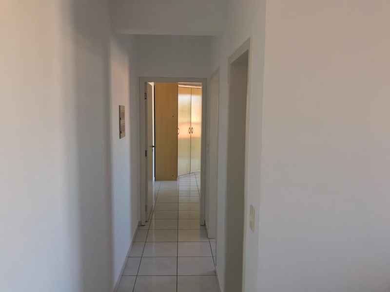 Apartamento para alugar com 2 quartos, 60m² - Foto 11