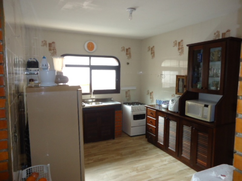 Casa à venda com 3 quartos, 180m² - Foto 16