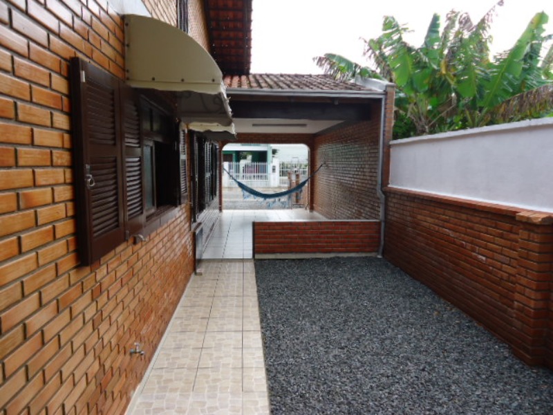 Casa à venda com 3 quartos, 180m² - Foto 24