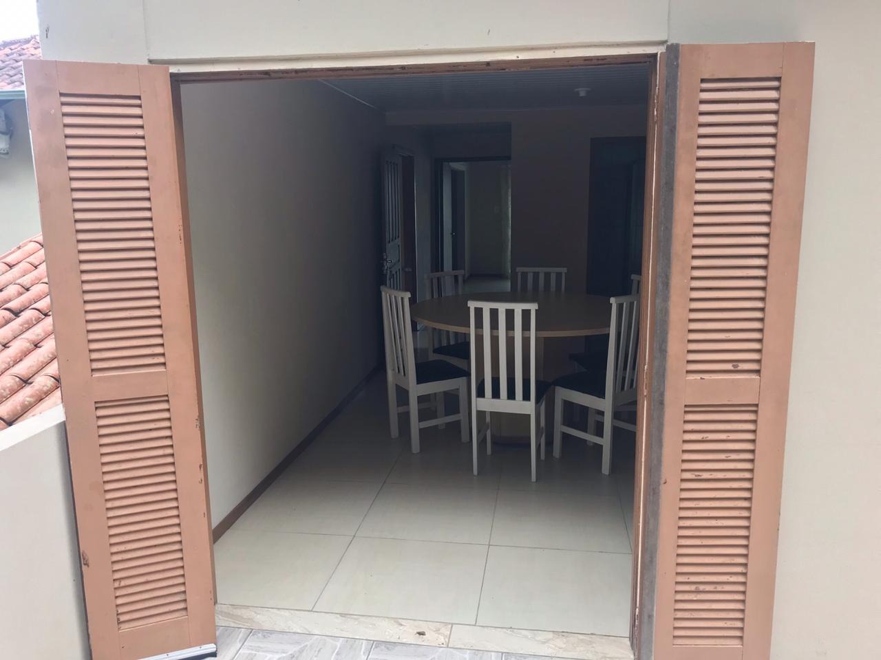 Sobrado à venda e temporada com 6 quartos, 220m² - Foto 22