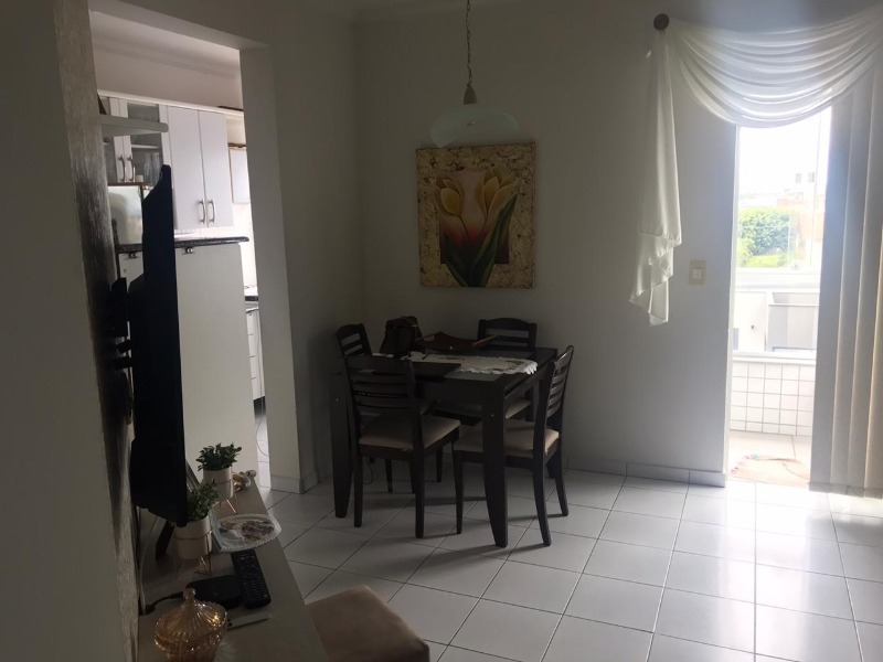 Apartamento à venda com 2 quartos, 60m² - Foto 5