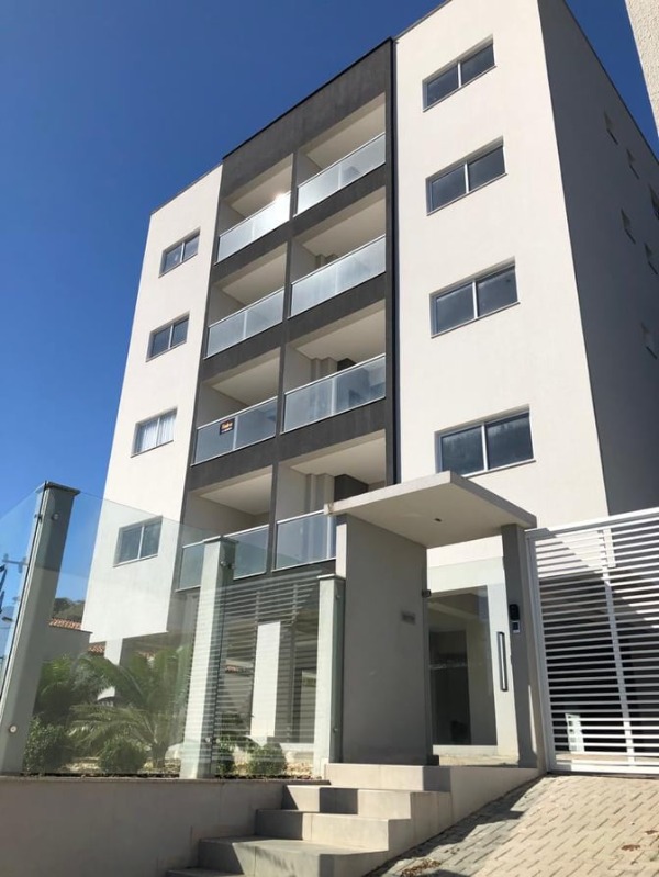 Apartamento à venda com 2 quartos, 84m² - Foto 4