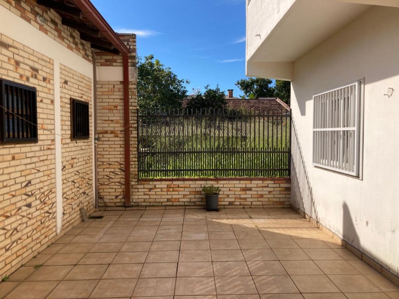 Casa à venda com 5 quartos, 250m² - Foto 36