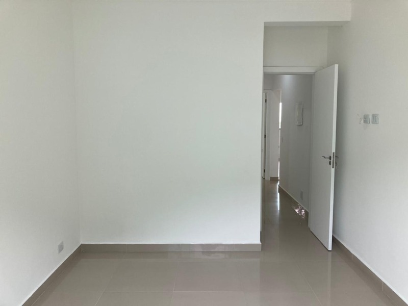 Apartamento para alugar com 2 quartos, 70m² - Foto 31