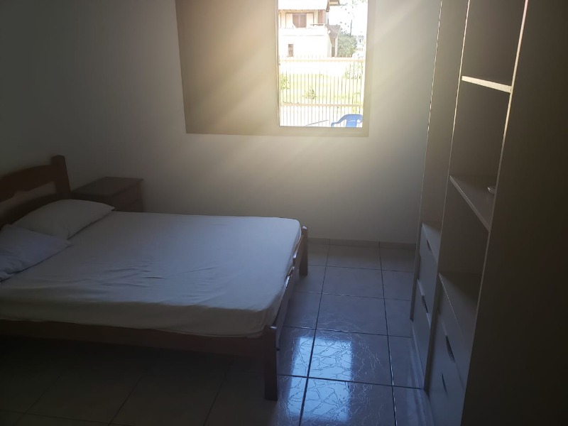 Casa à venda com 4 quartos, 227m² - Foto 13