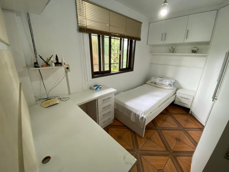 Casa à venda com 3 quartos, 120m² - Foto 13