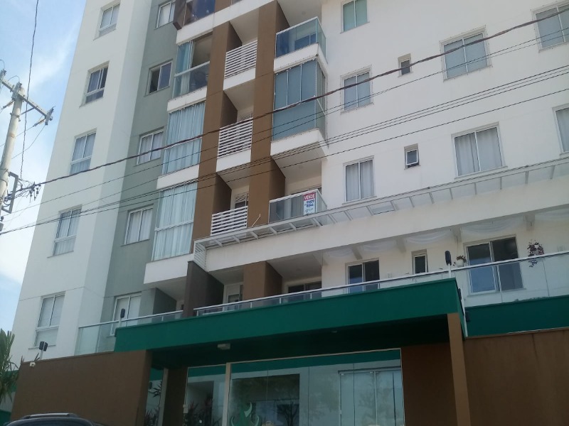 Apartamento à venda com 3 quartos, 75m² - Foto 2