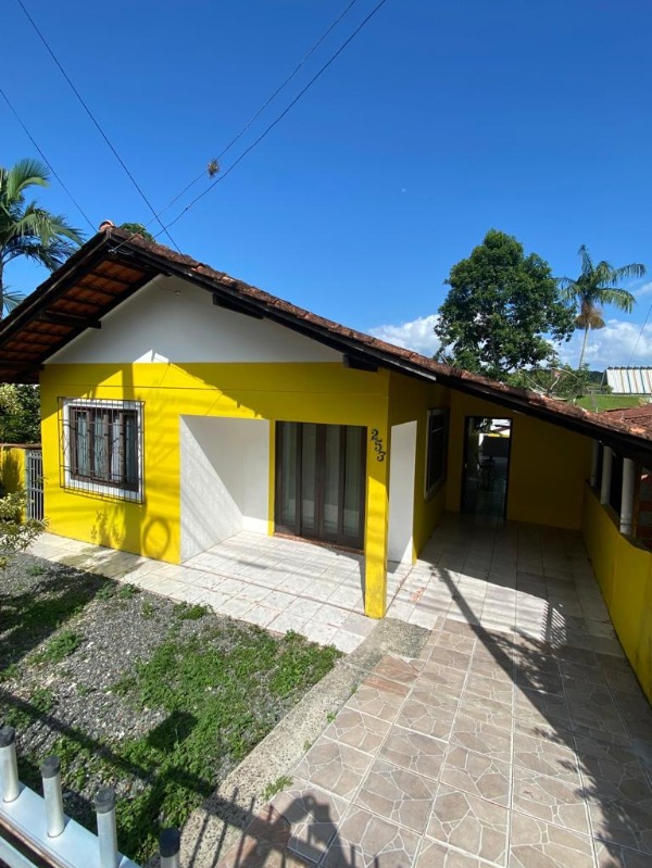 Casa à venda com 3 quartos, 120m² - Foto 4