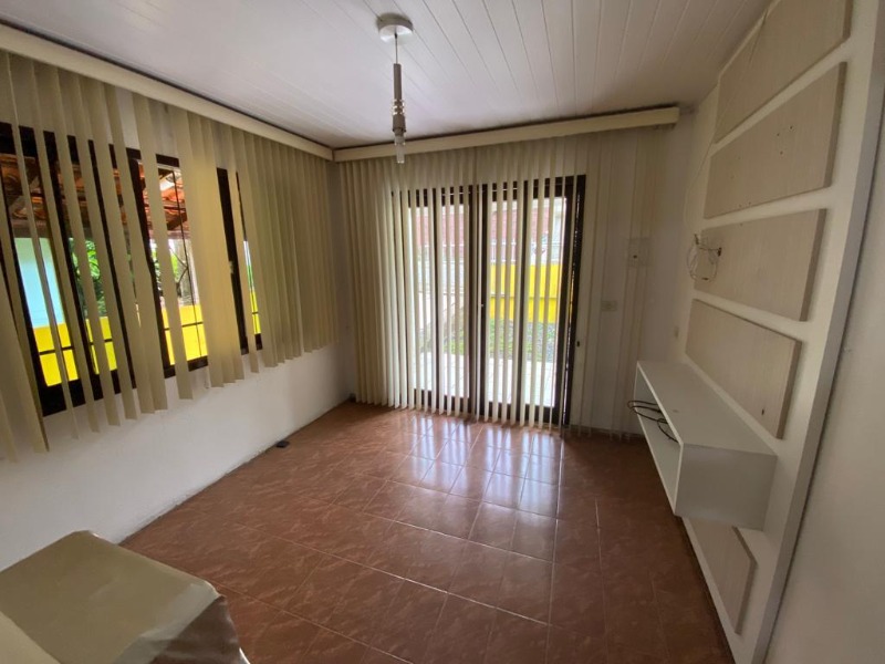 Casa à venda com 3 quartos, 120m² - Foto 18