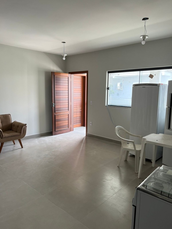 Apartamento à venda com 3 quartos, 80m² - Foto 4