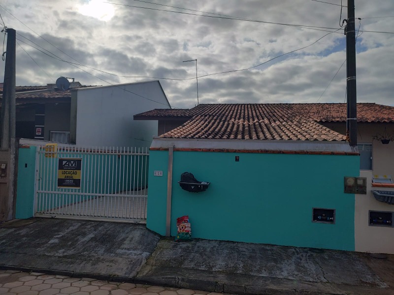 Casa para alugar com 3 quartos, 80m² - Foto 4