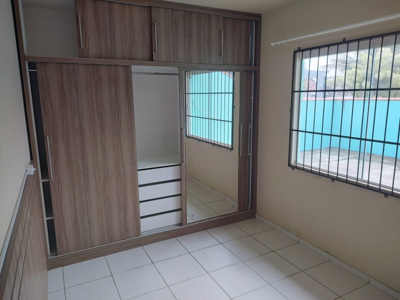 Casa para alugar com 3 quartos, 80m² - Foto 14