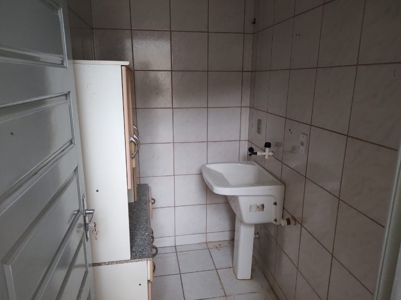 Apartamento para alugar com 2 quartos, 80m² - Foto 7