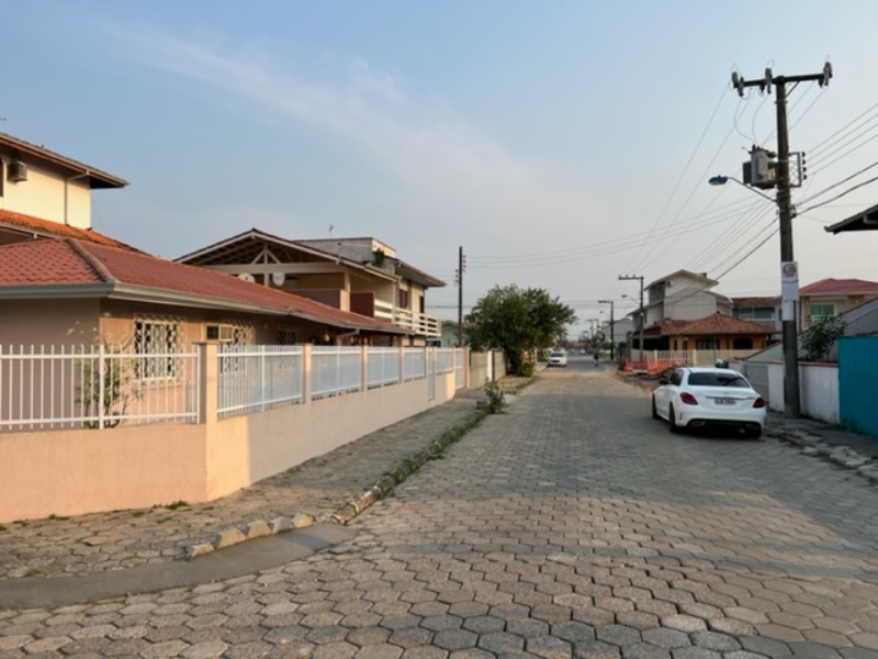 Casa à venda com 3 quartos - Foto 32