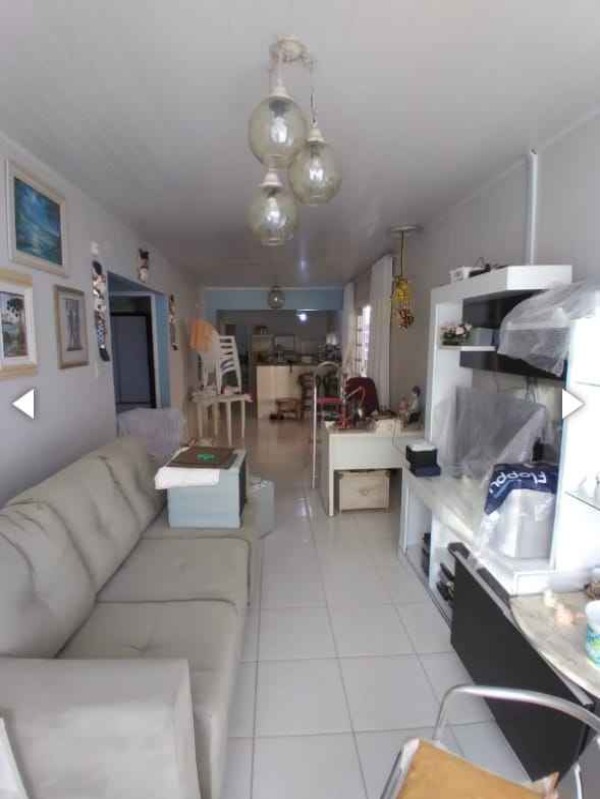 Casa à venda com 3 quartos, 130m² - Foto 4