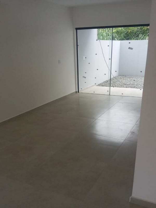 Casa à venda com 2 quartos, 74m² - Foto 33