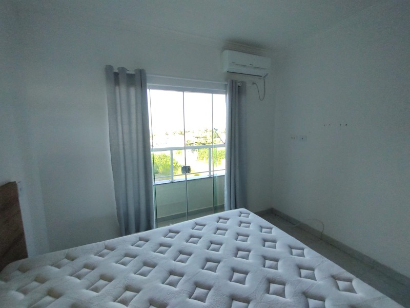 Apartamento para alugar com 2 quartos, 110m² - Foto 18