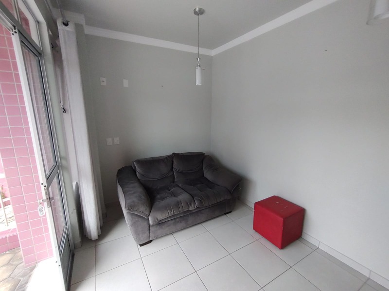 Apartamento para alugar com 1 quarto, 80m² - Foto 5