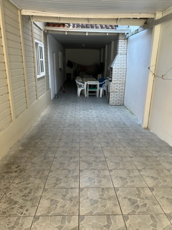 Casa à venda com 5 quartos, 170m² - Foto 6