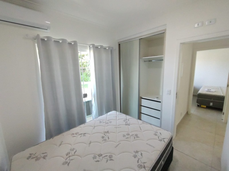 Apartamento para alugar com 2 quartos, 110m² - Foto 11