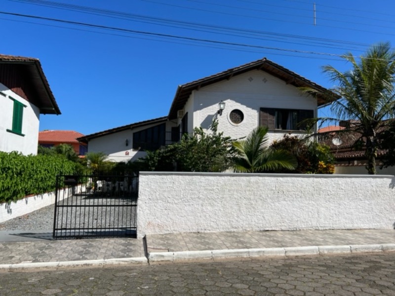 Casa à venda com 4 quartos, 150m² - Foto 35