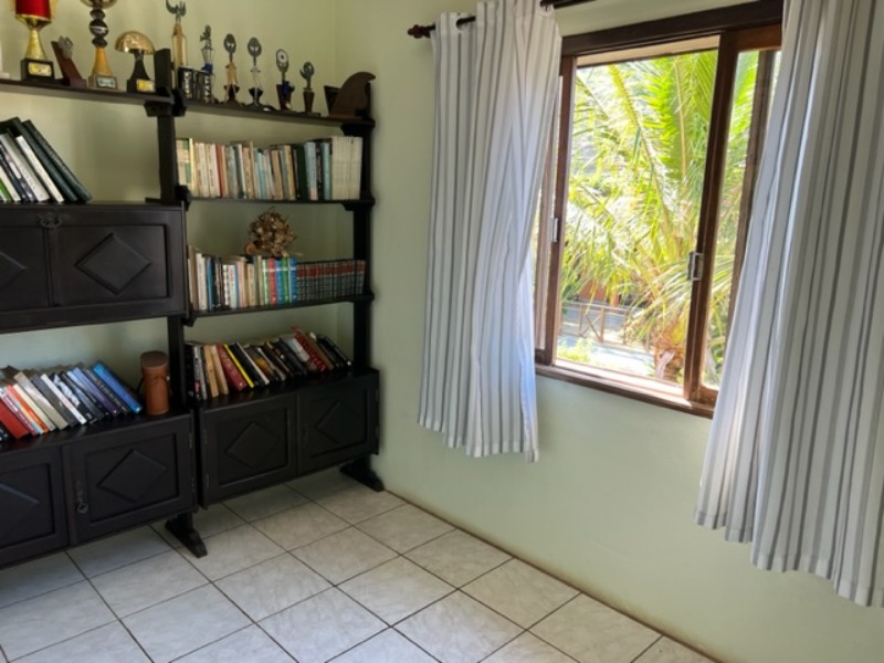 Casa à venda com 4 quartos, 150m² - Foto 13