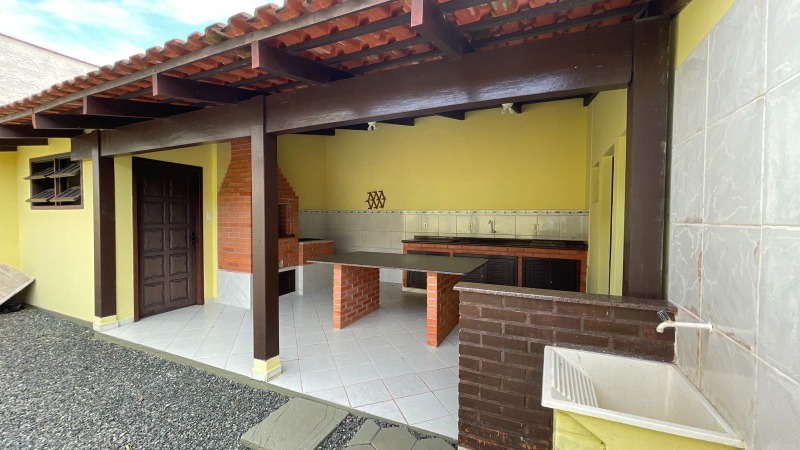 Casa à venda com 4 quartos, 99m² - Foto 16