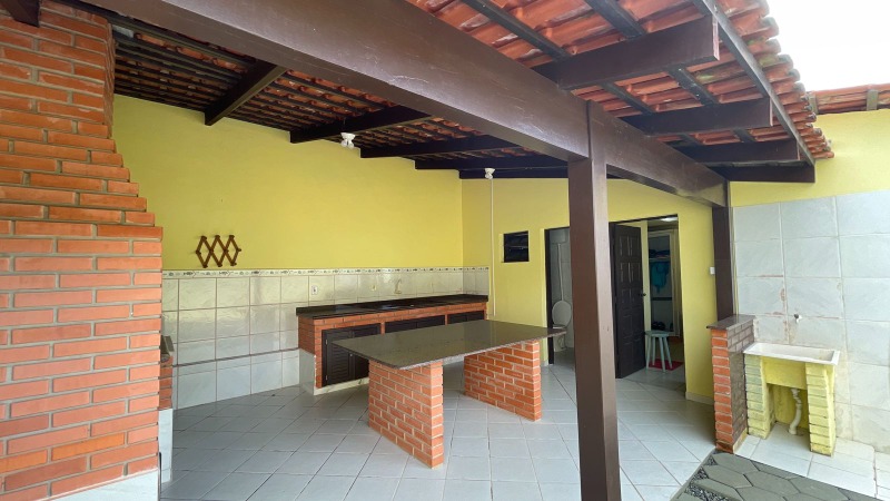 Casa à venda com 4 quartos, 99m² - Foto 15