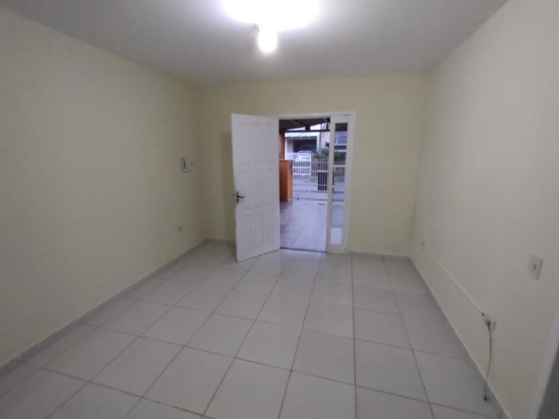 Casa para alugar com 3 quartos, 100m² - Foto 19