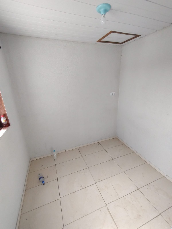 Casa para alugar com 4 quartos, 140m² - Foto 11